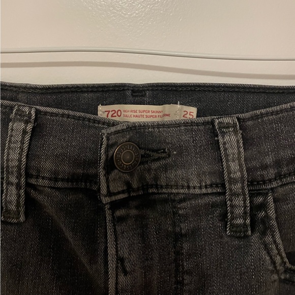 Levi’s 720 High Rise Super Skinny Jeans - Picture 2 of 4